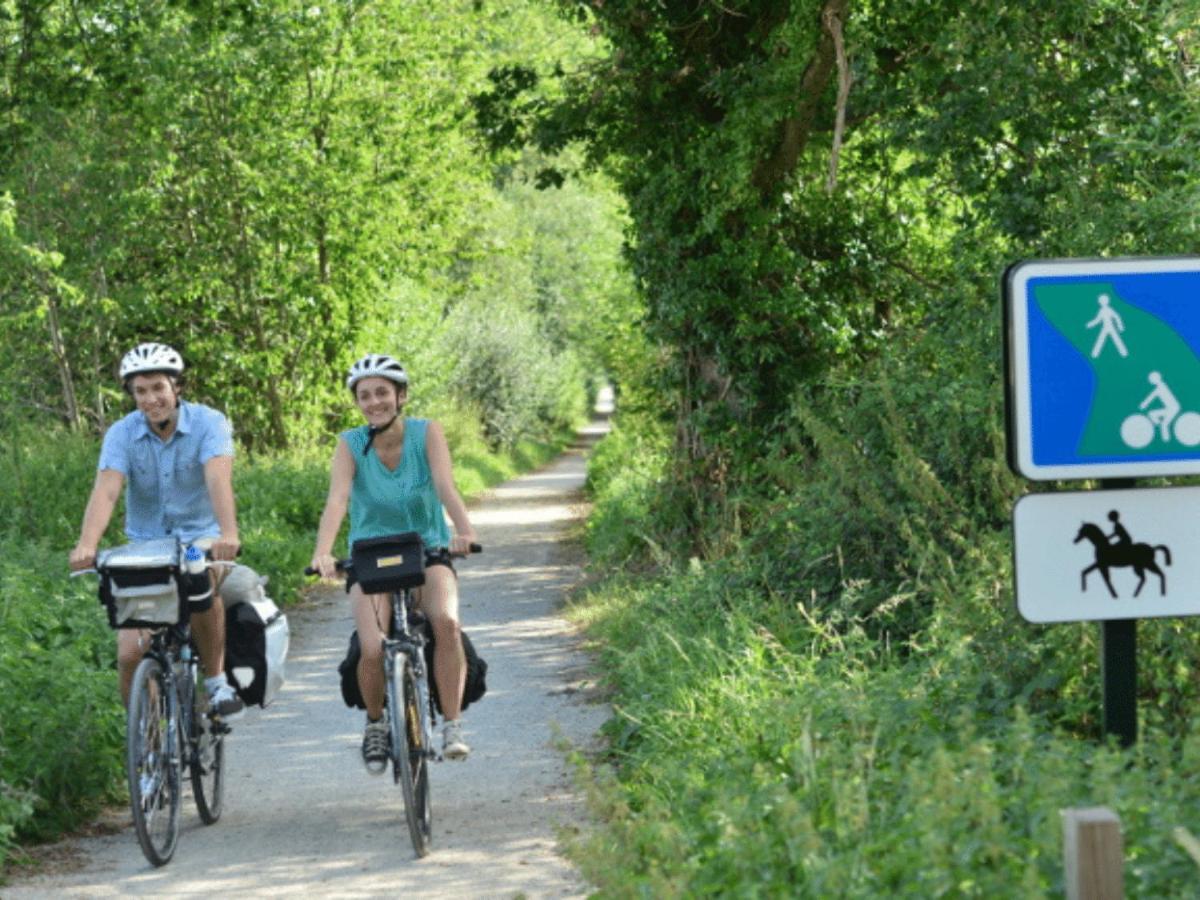 La Calade Montouliers Exterior foto